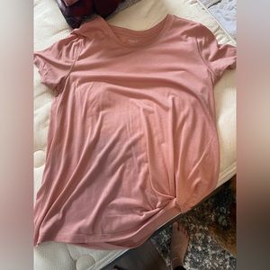 Old navy tshirt